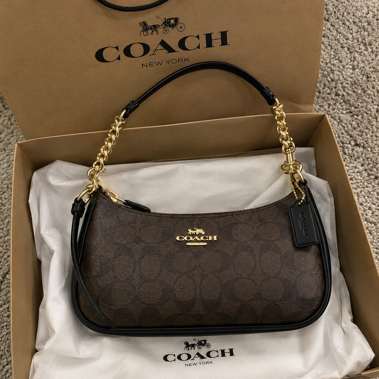 Coach Signature Brown Crescent Shoulder Bag Zip Gold Chain Detach Strap