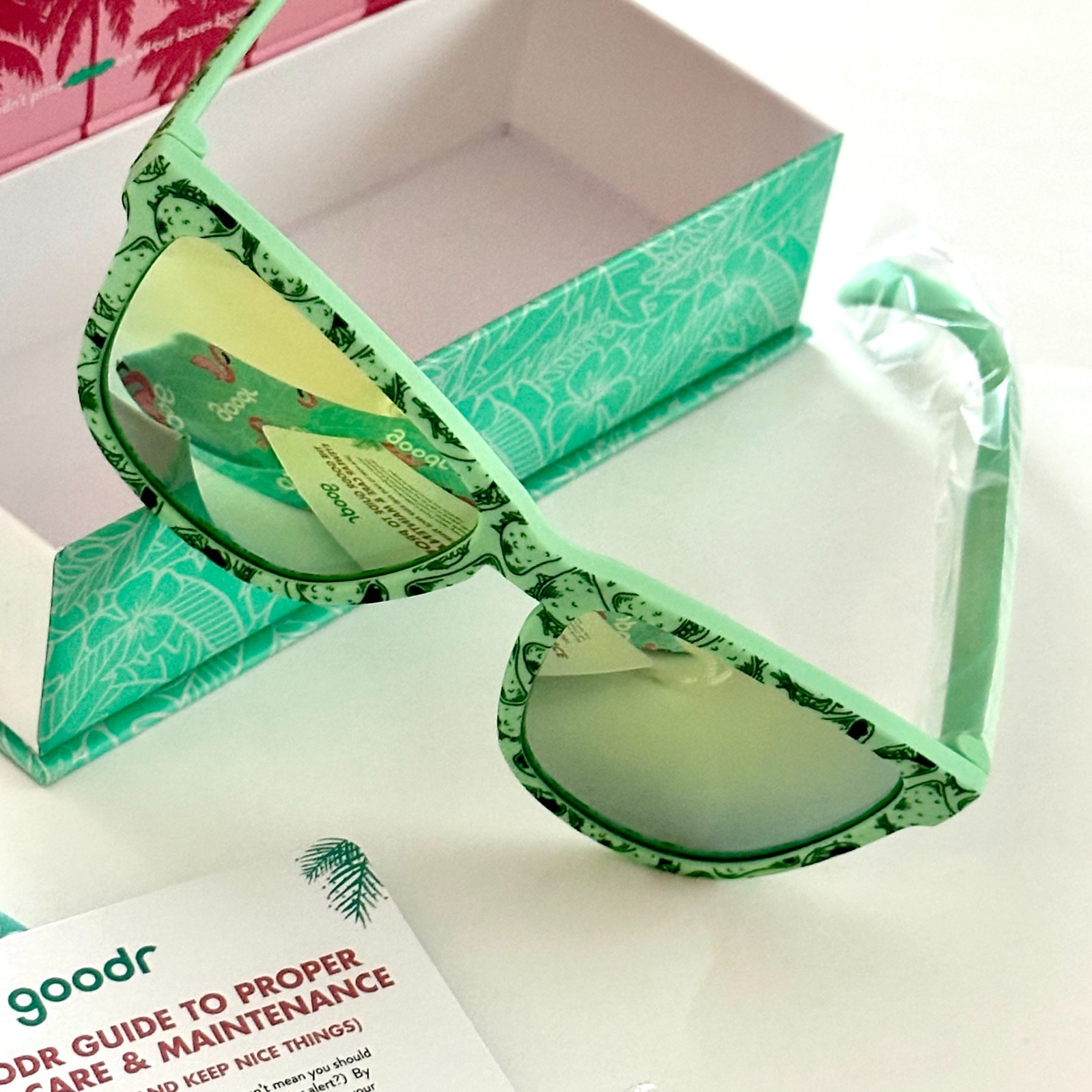 NIB GOODR LIMITED EDITION ORIGINAL GUACAMOLE It\'s Tuesday Somewhere Sunglasses