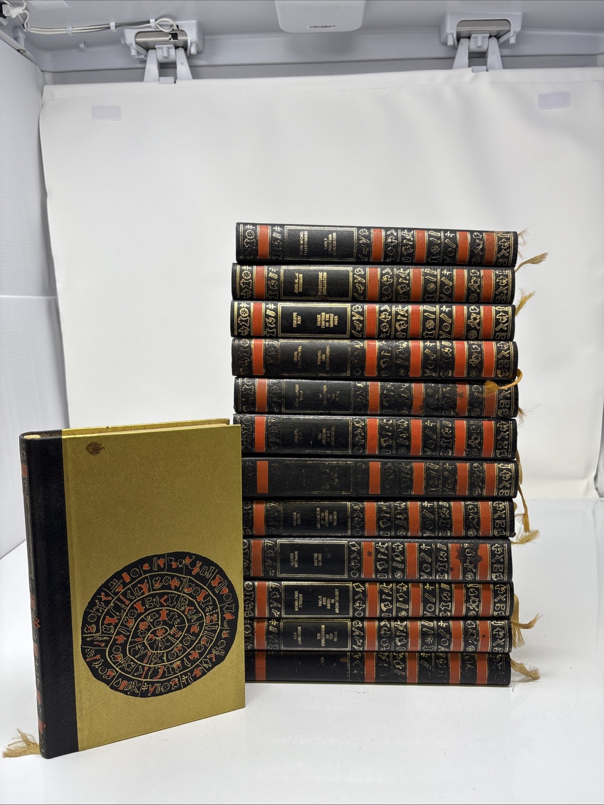 Lot Of 13Volumes Of The Lost Civilization  House Geneva 1979