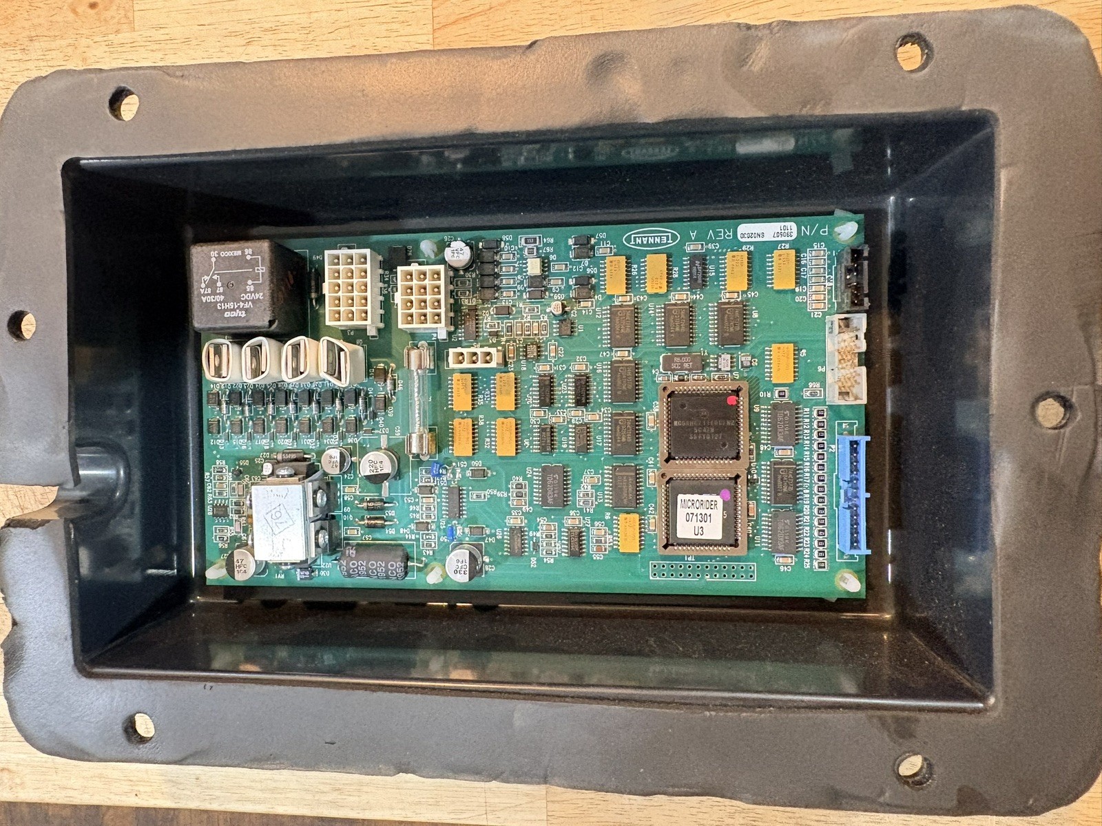Tennant 390607 Circuit board, main. Tennant 7100 controller/Circut board. 