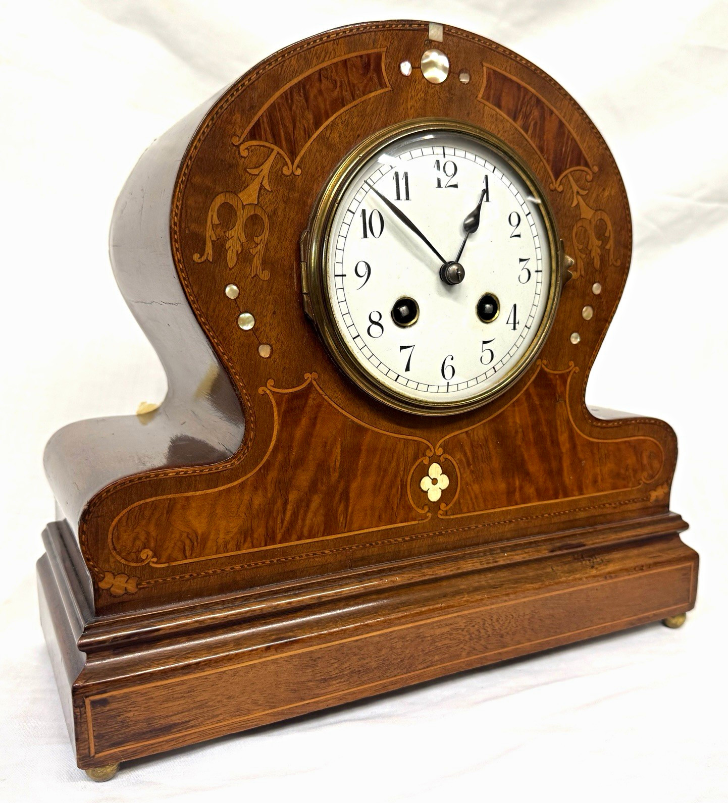 Antique French Inlaid Mechanical Mantel / Bracket Clock With Arabic Numerals Antique French Inlaid Mechanical Mantel / Bracket Clock With Arabic Numerals