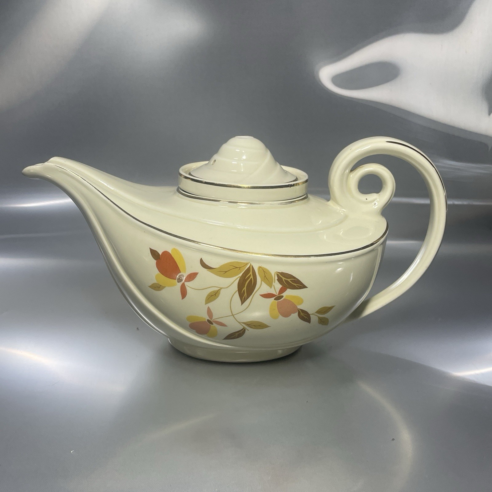 Hall\'s Superior Ceramic Teapot Ivory Floral Glossy w/ Lid & Infuser Basket