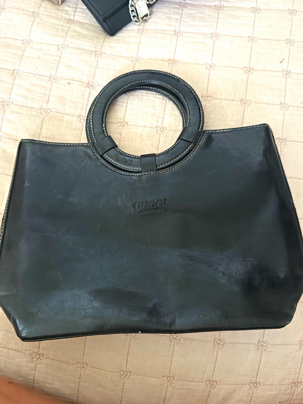 Gucci Women’s Black Satchel Top Handle Zip Closure Lined Inner Pockets