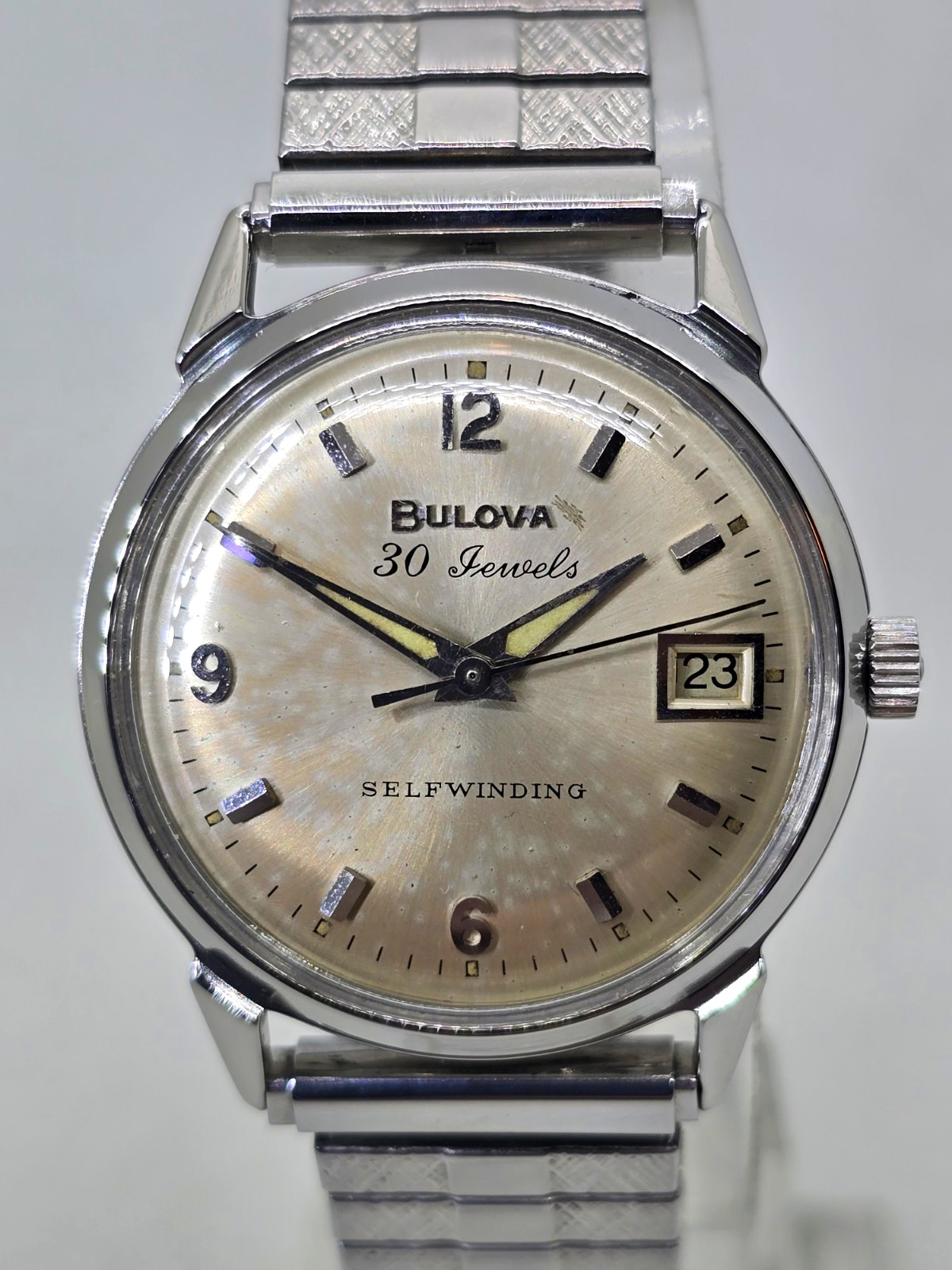 Bulova 1956 30 Jewel Date King Serviced w/Moebius Oils 