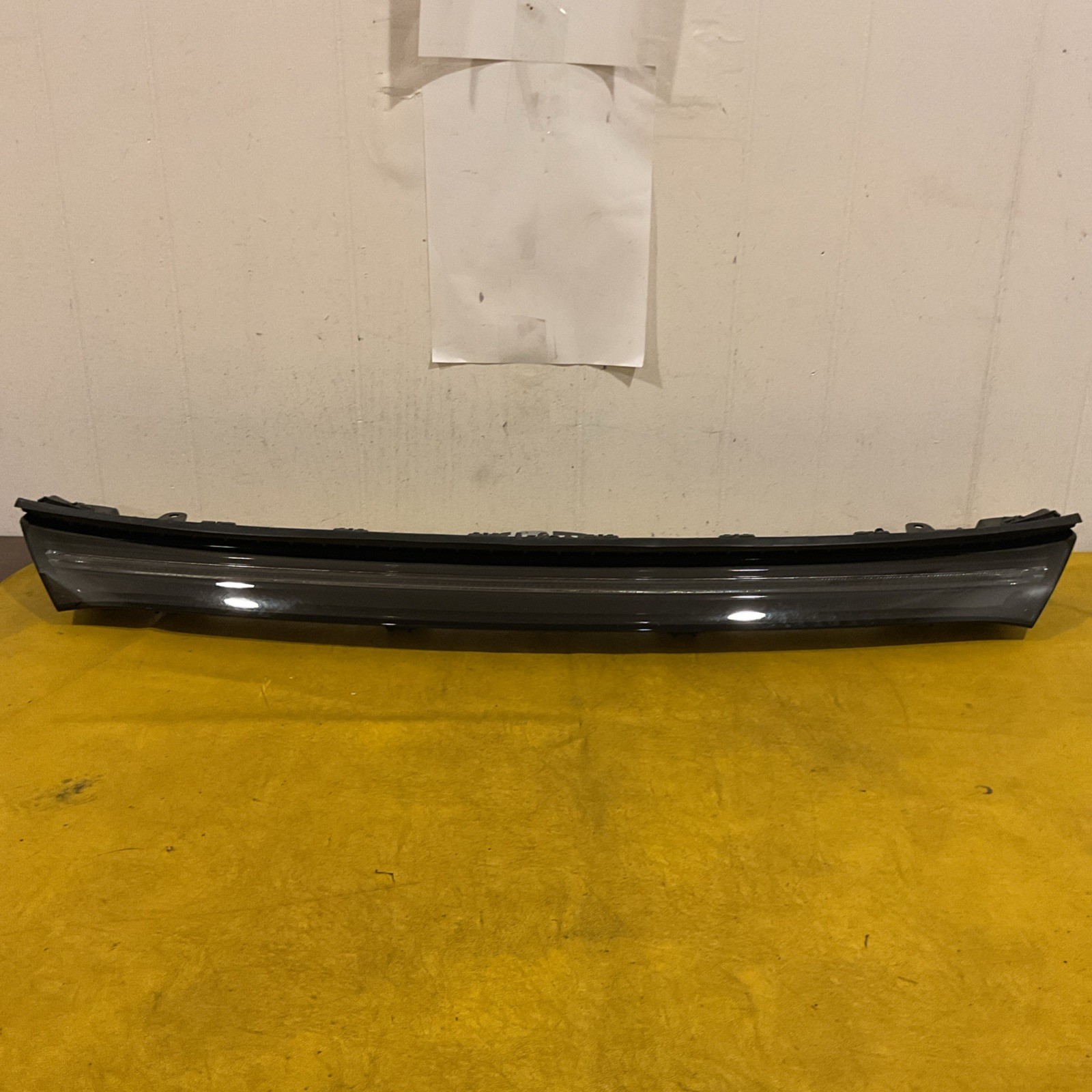 2023-2025 Mercedes Benz EQE 500, 350, AMG Front Center LED Light A2949064401 OEM 2023-2025 Mercedes Benz EQE 500, 350, AMG Front Center LED Light A2949064401 OEM