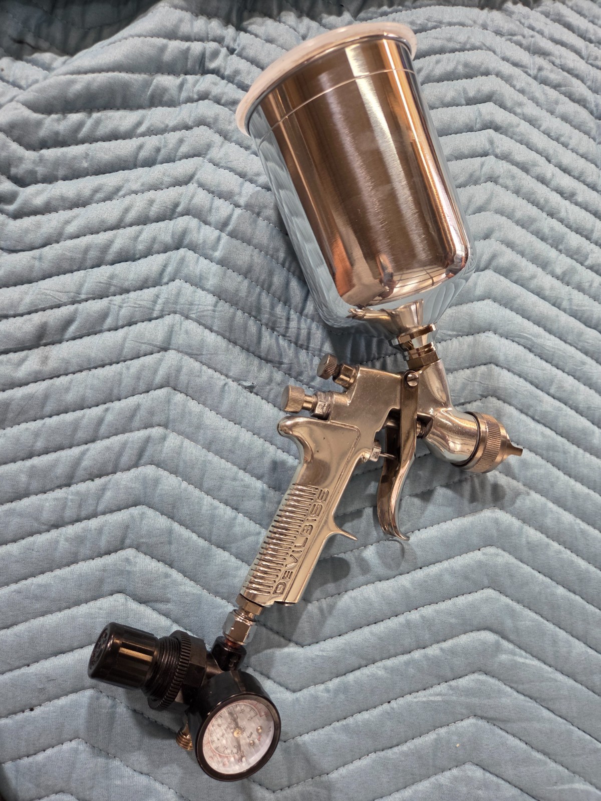 Devilbiss GTi Professional Automotive Spray Gun 1.5 Gravity **GREAT CONDITION** Devilbiss GTi Professional Automotive Spray Gun 1.5 Gravity **GREAT CONDITION**