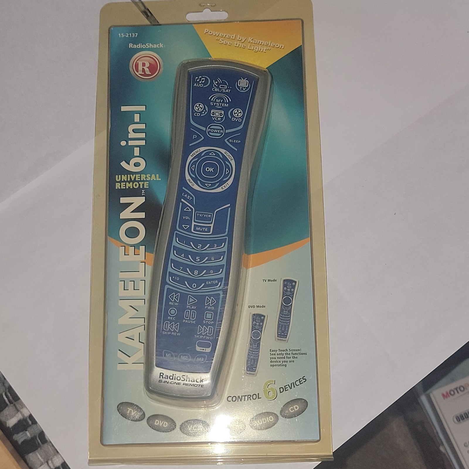 New Sealed Vintage RadioShack Kameleon 6-in-1 Universal Backlit Wireless Remote New Sealed Vintage RadioShack Kameleon 6-in-1 Universal Backlit Wireless Remote