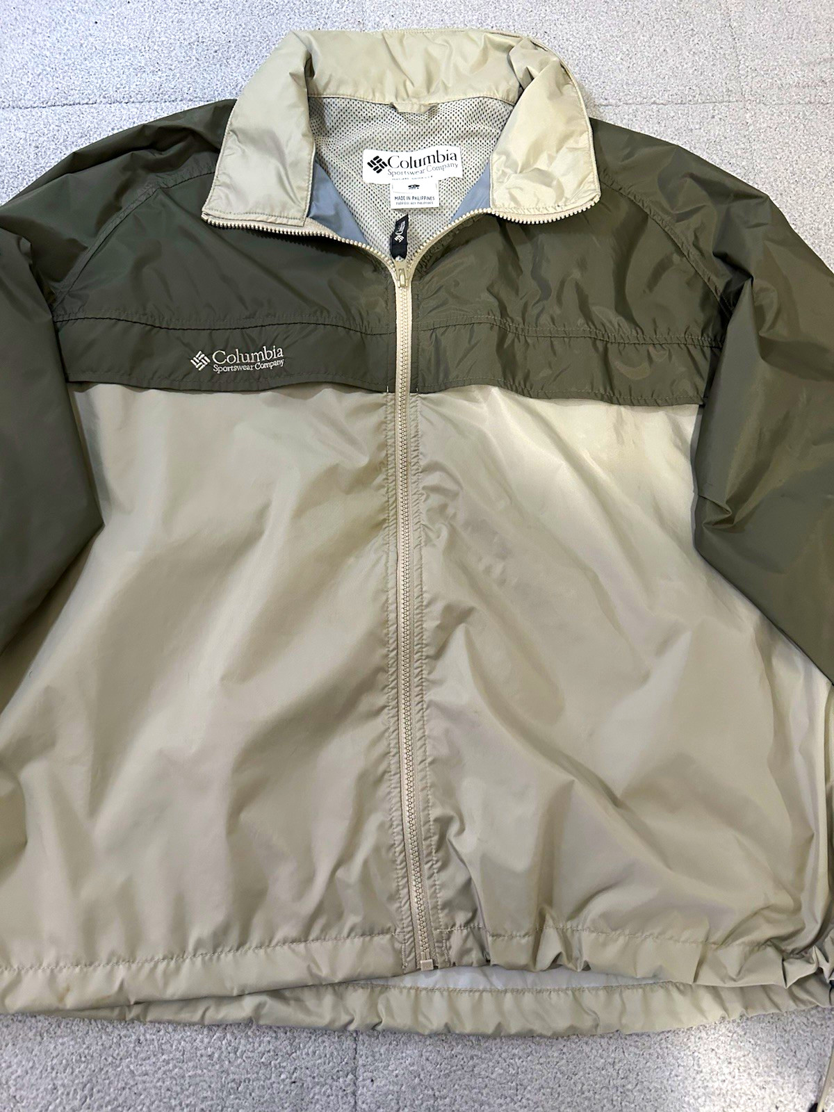 Vintage Columbia Sportswear Men’s Olive Tan Windbreaker Jacket 90s Vintage Columbia Sportswear Men’s Olive Tan Windbreaker Jacket 90s