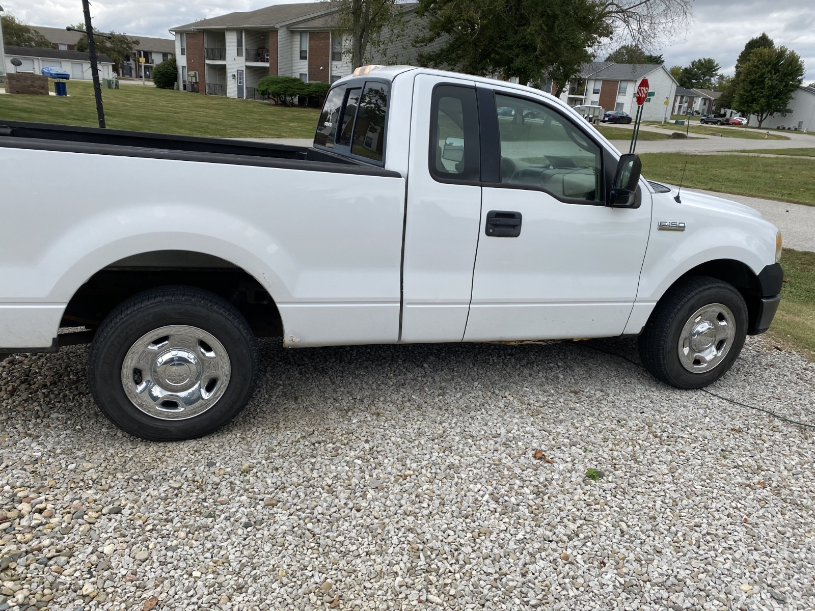 2006 Ford 1/2 Ton Pickup XL