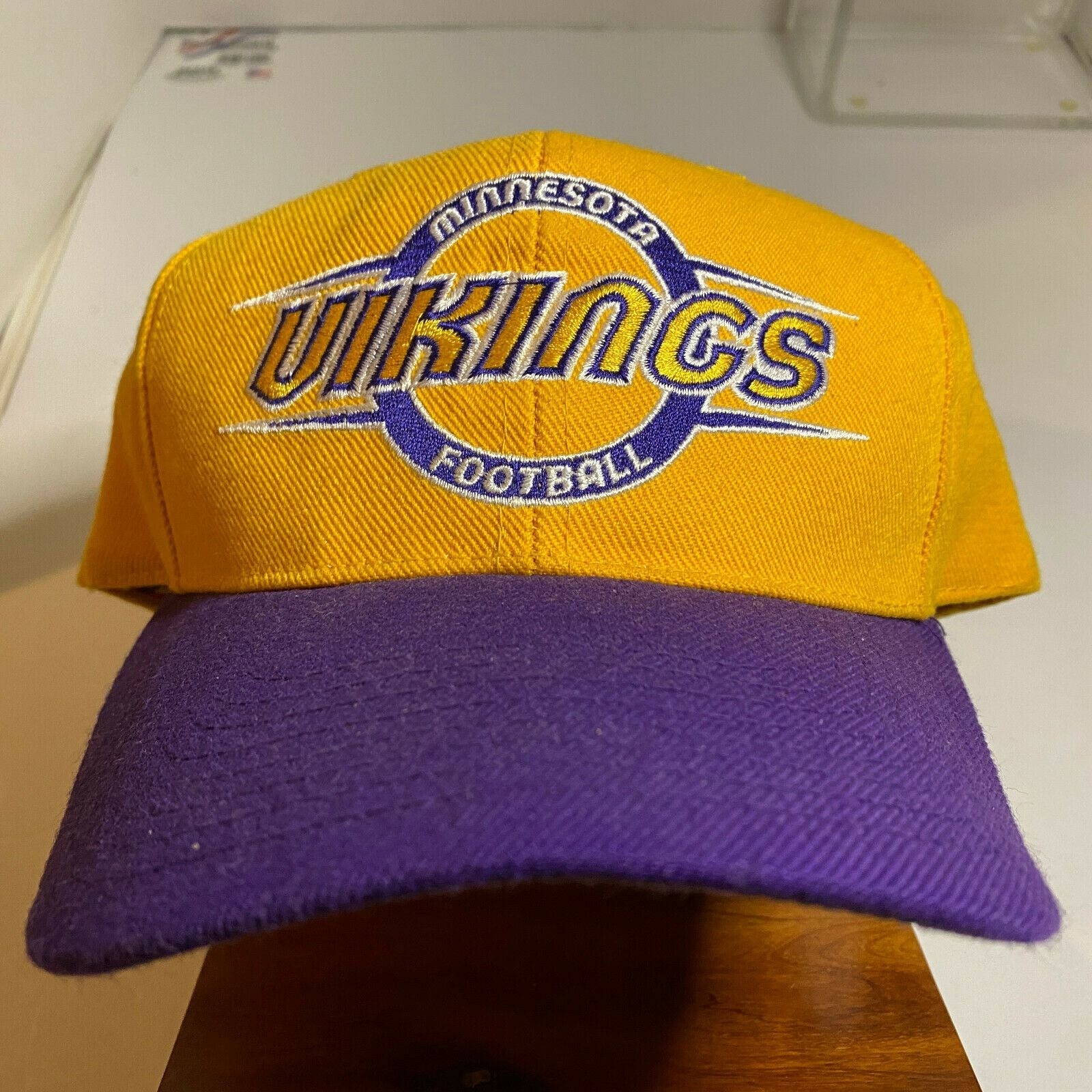 Minnesota Vikings Vintage 90s Sports Specialties NFL Snapback Hat Cap
