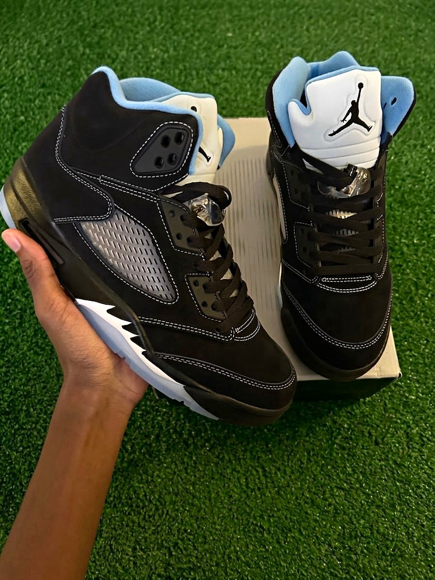Jordan Air Jordan 5 Retro Black Light Blue White High Top New w/ Box