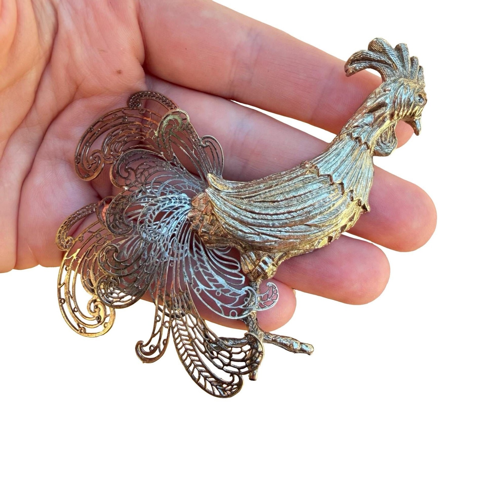 Vintage RARE 1971 JAN MAX rooster figural brooch with large filigree tail chicke