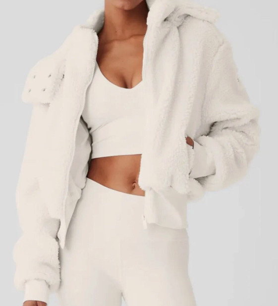 BRAND NEW ALO Yoga Foxy Sherpa Jacket Ivory Small BRAND NEW ALO Yoga Foxy Sherpa Jacket Ivory Small