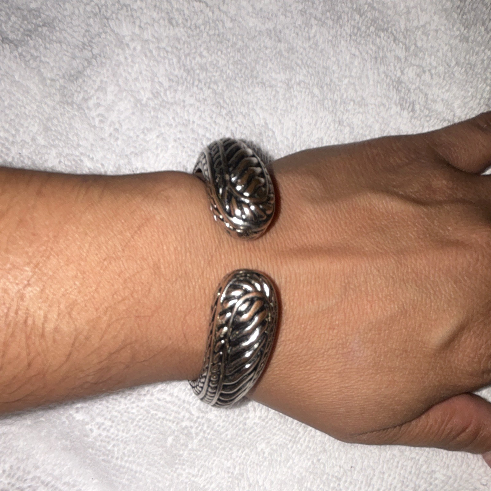 Silver Tone Patterned Design Open Cuff Bracelet Bangle Silver Color Metal