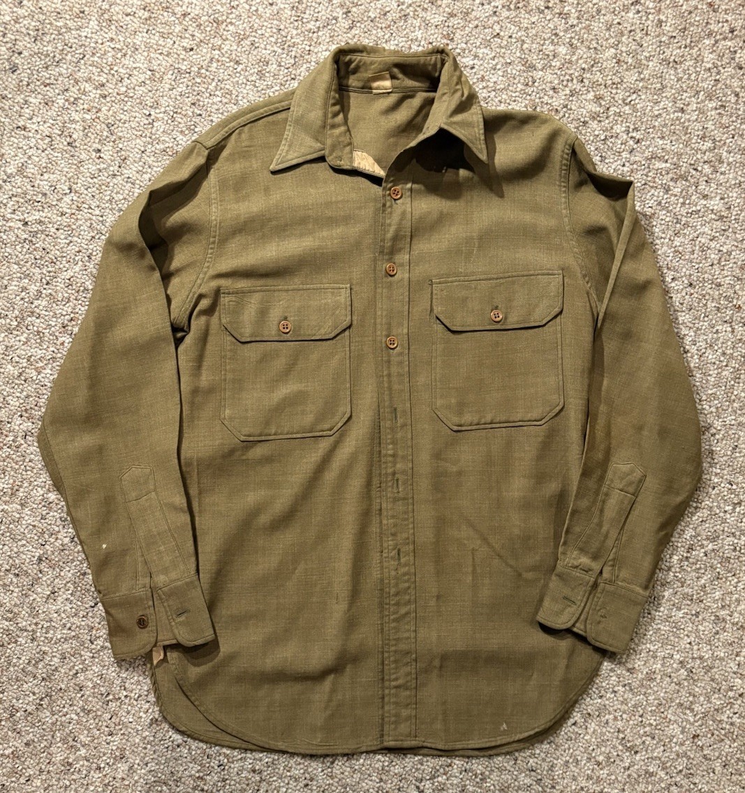 Vtg WWI / WWII Wool Military Button Down Field Shirt. Size M