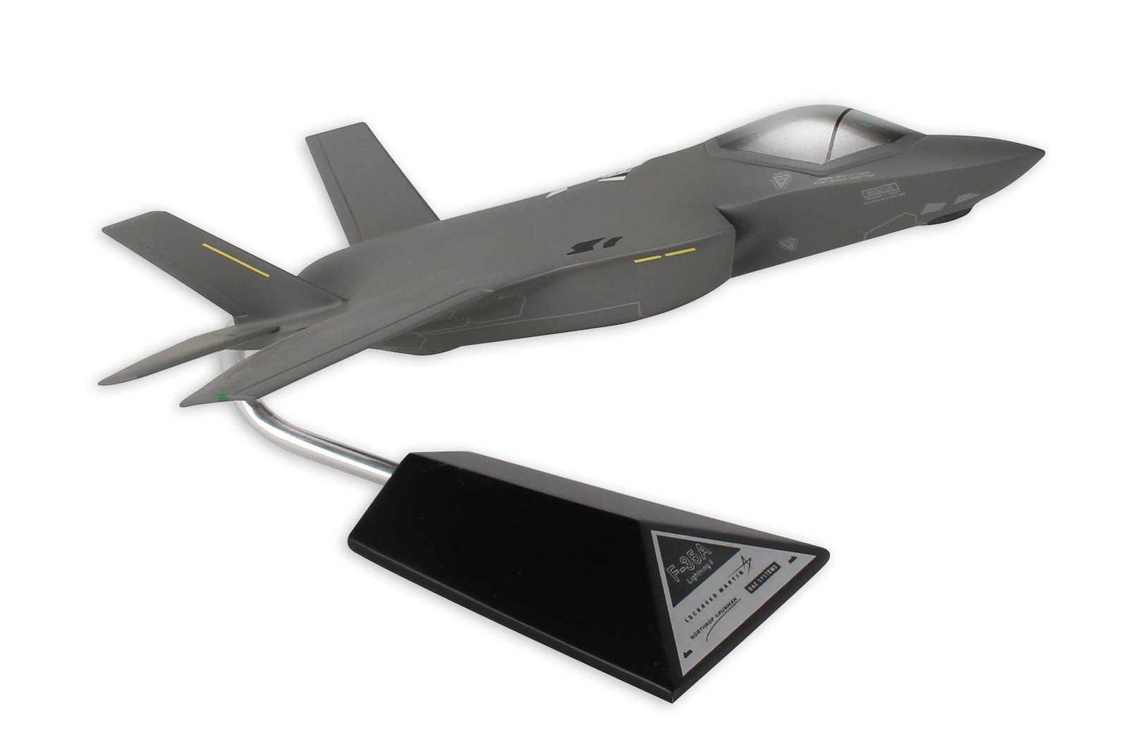 USAF Lockheed Martin F-35A Lightning II JSF Desk Display 1/48 Model SC Airplane