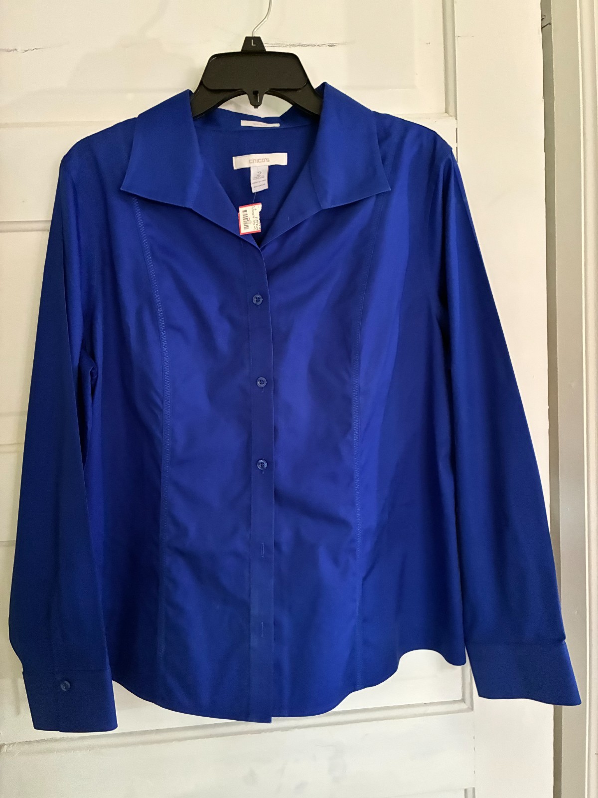 NWT CHICOS SHIRTT  SZ  {  2 }  BUTTONED, LONG SLEEVE, BUTTONED BLUE