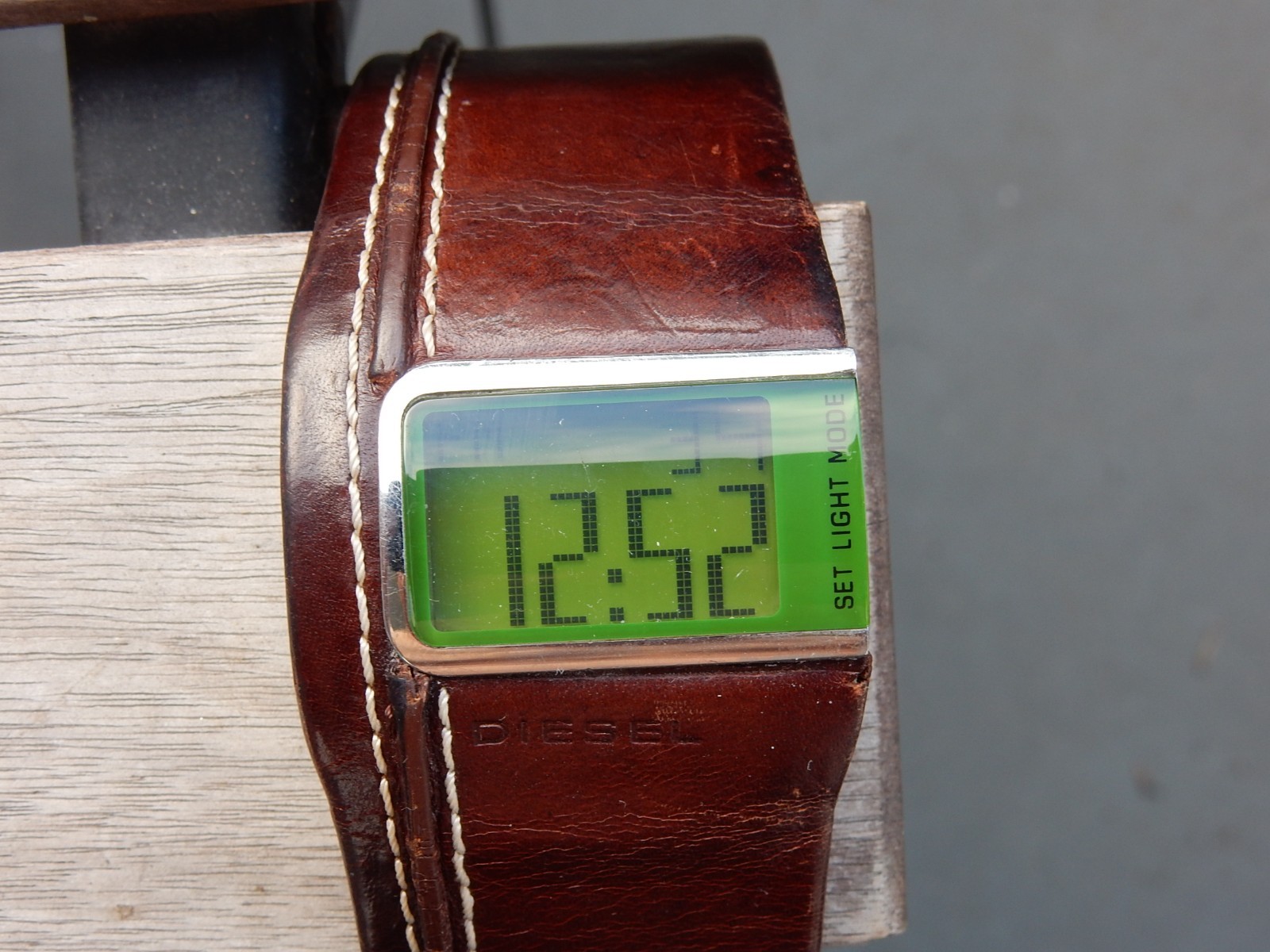 DIESEL DZ-7034 Brown Leather Cuff Digital Watch. All Original DIESEL DZ-7034 Brown Leather Cuff Digital Watch. All Original