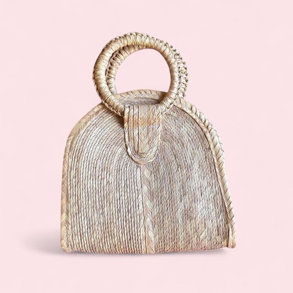 Vintage Woven Straw Handbag Arched Top Handle Beach Boho Bag Tan Vintage Woven Straw Handbag Arched Top Handle Beach Boho Bag Tan