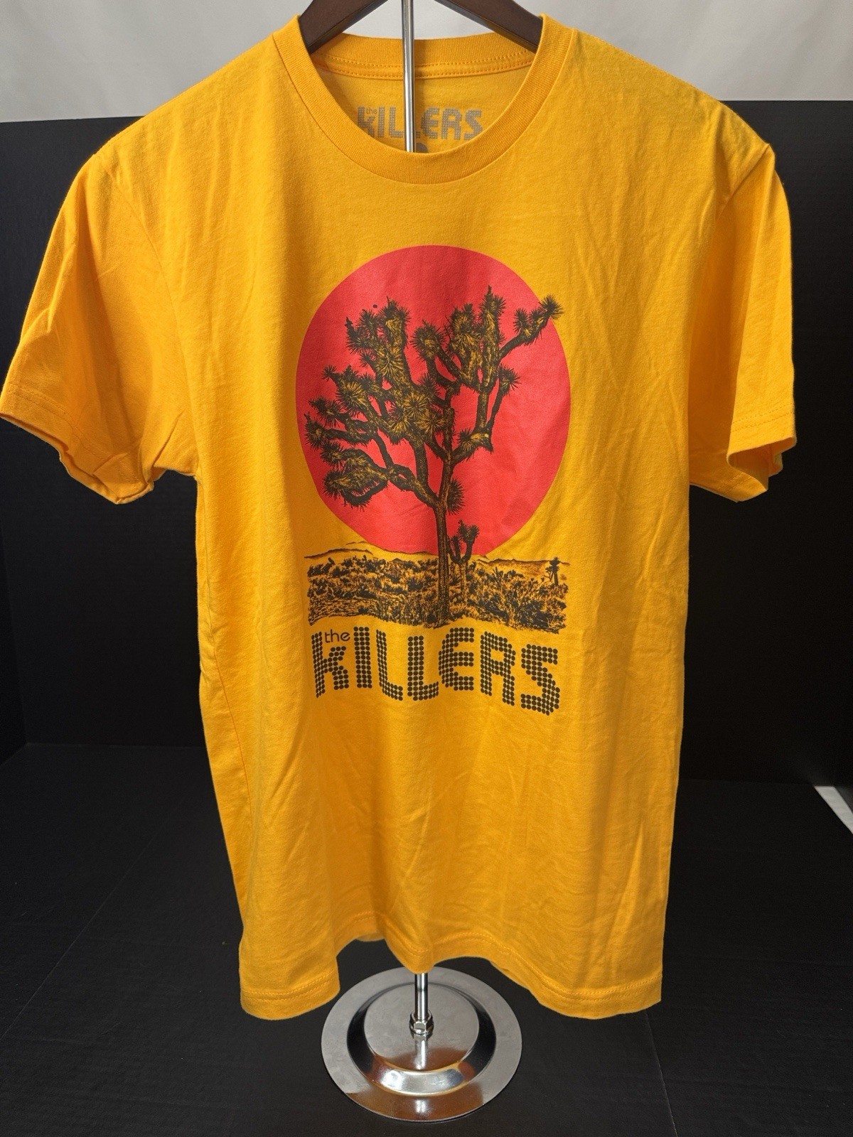 The Killers Official Concert Tee Shirt - Adult Size M The Killers Official Concert Tee Shirt - Adult Size M