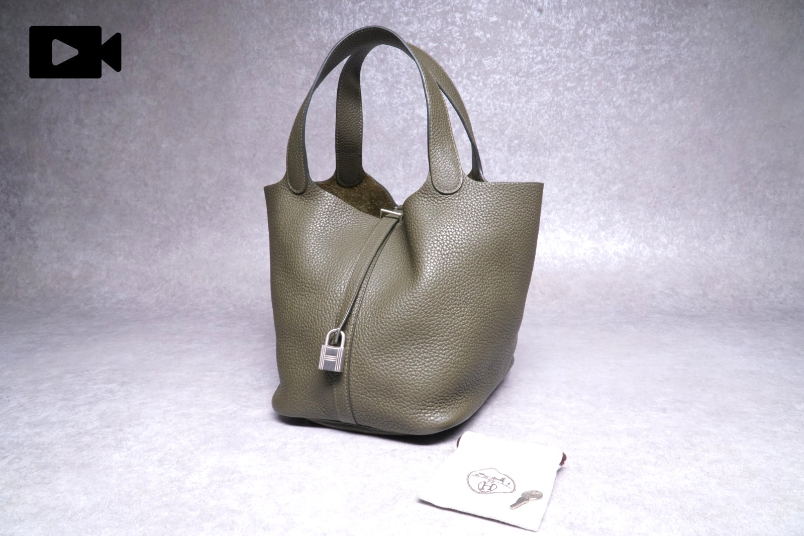 [EXCELLENT] HERMES Picotin Lock MM Square O Vert Olive Taurillon Clemence Bag