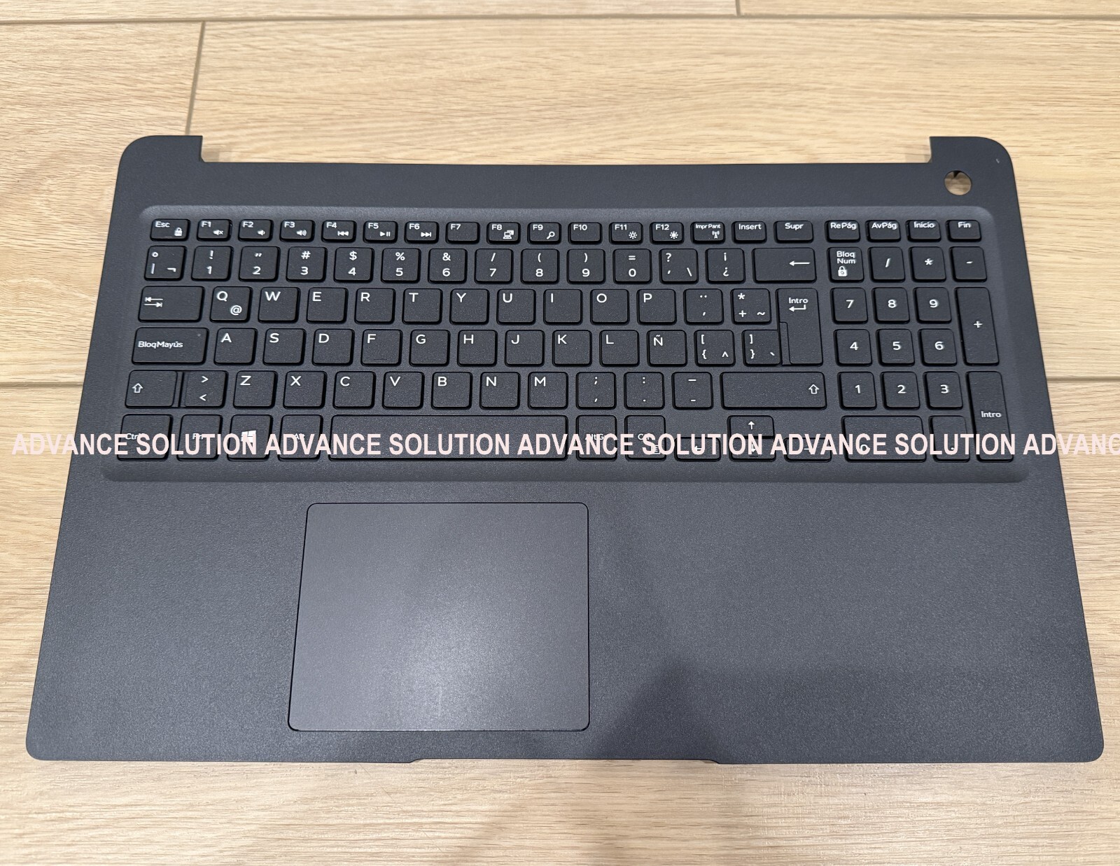 New Dell Latitude E3500 3500 Palmrest Non-Backlit Latin Spanish Keyboard XPXMR New Dell Latitude E3500 3500 Palmrest Non-Backlit Latin Spanish Keyboard XPXMR