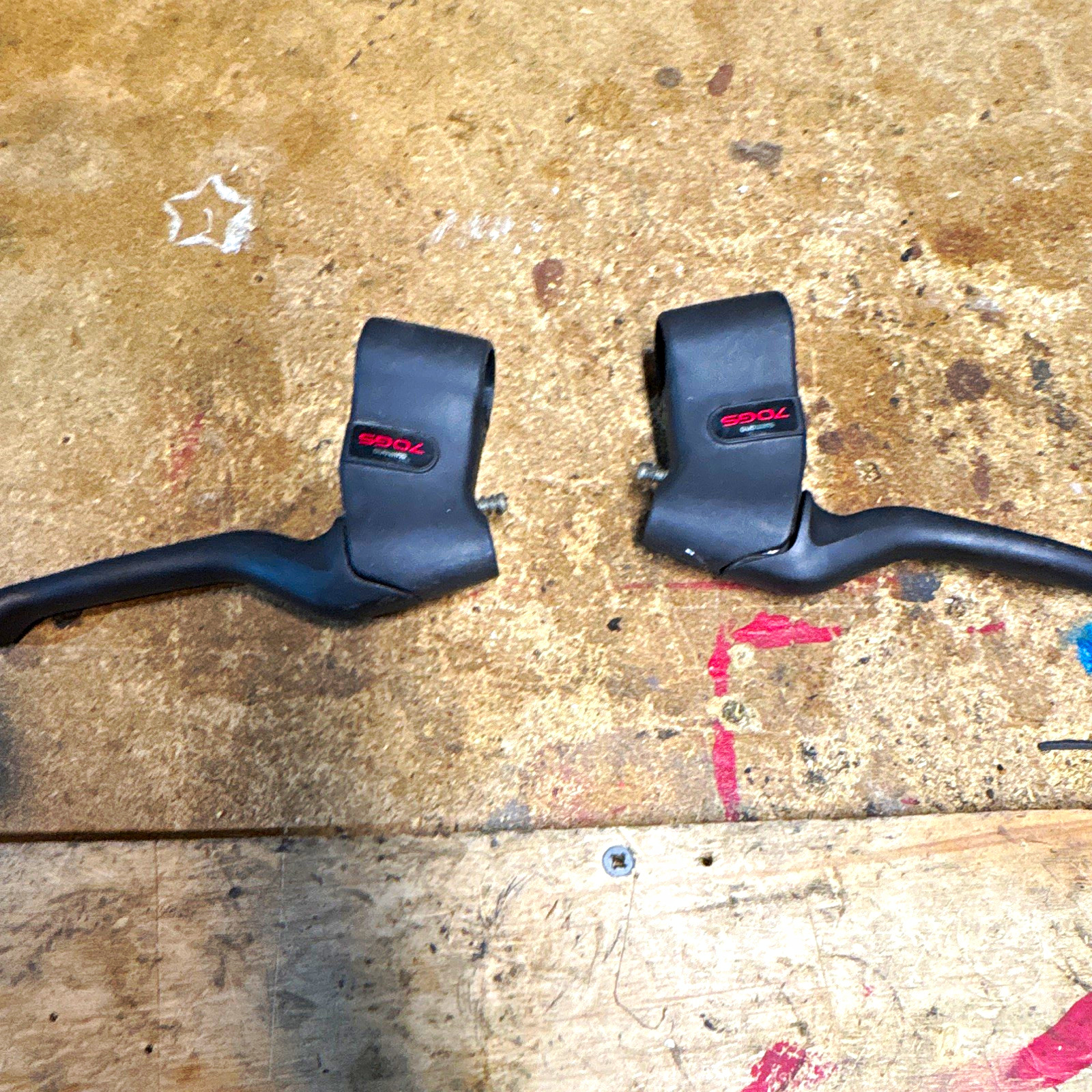 Vintage Shimano 70GS Brake Lever Pair Left/Right Flat Bar 22.2mm Clamp Black Vintage Shimano 70GS Brake Lever Pair Left/Right Flat Bar 22.2mm Clamp Black