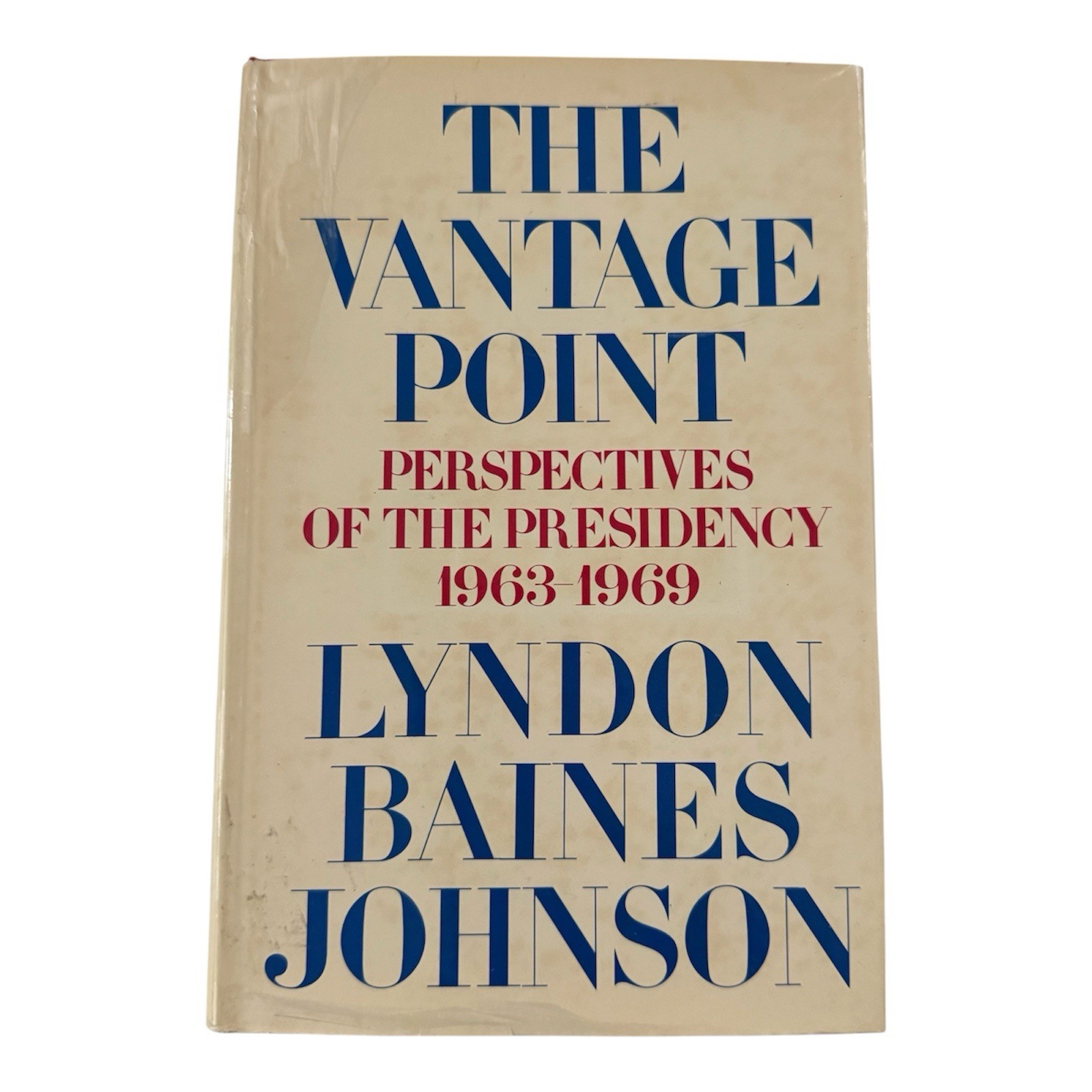 The Vantage Point • Lyndon B. Johnson • Signed 1st Edition (1971) • VG in DJ