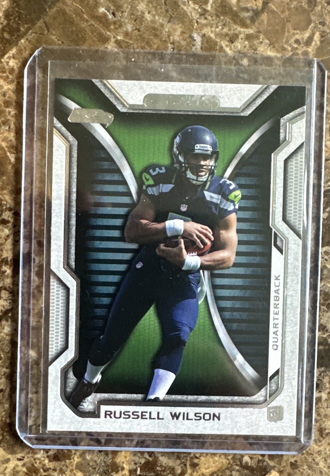 2012 Topps Strata - Russell Wilson #29 Thin Stock (RC) 2012 Topps Strata - Russell Wilson #29 Thin Stock (RC)