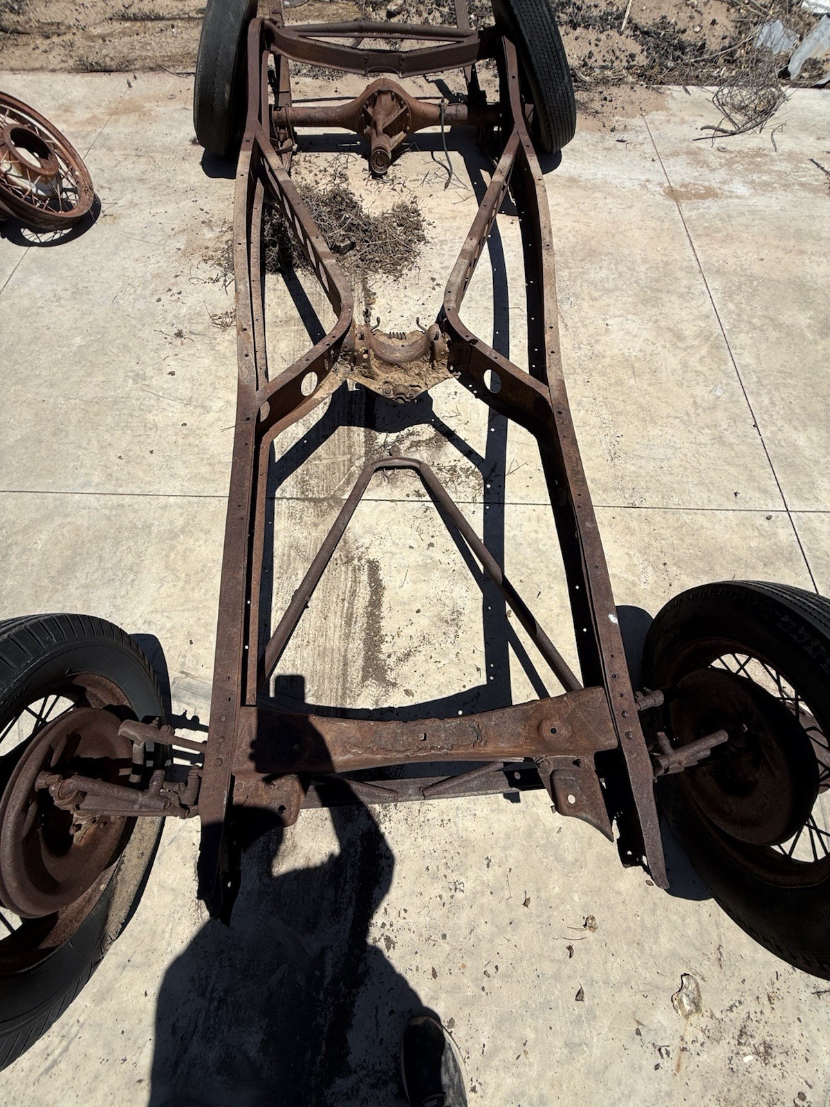 Original 1933 1934 Ford Frame Chassis X-Member Axle Banjo Wishbone 33 34⁠
