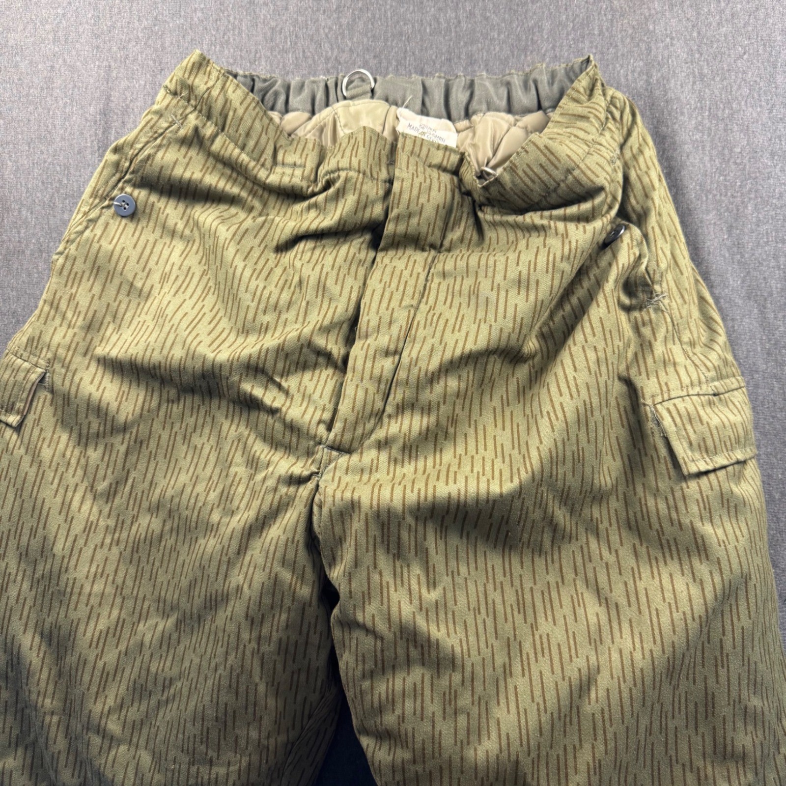Vintage East German Strichtarn Rain Camo Quilted Lined Military Cargo Pants Mens