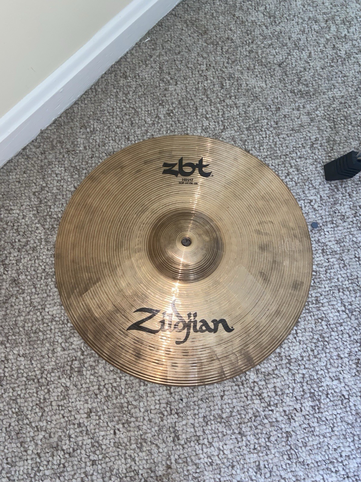 (PRICE NEGOTIABLE) Zildjian ZBT Cymbal Set (PRICE NEGOTIABLE) Zildjian ZBT Cymbal Set