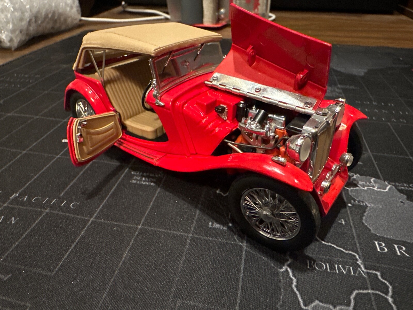 FRANKLIN MINT 1948 MGTC ROADSTER LIMITED EDITION PRECISION MODEL RED FRANKLIN MINT 1948 MGTC ROADSTER LIMITED EDITION PRECISION MODEL RED