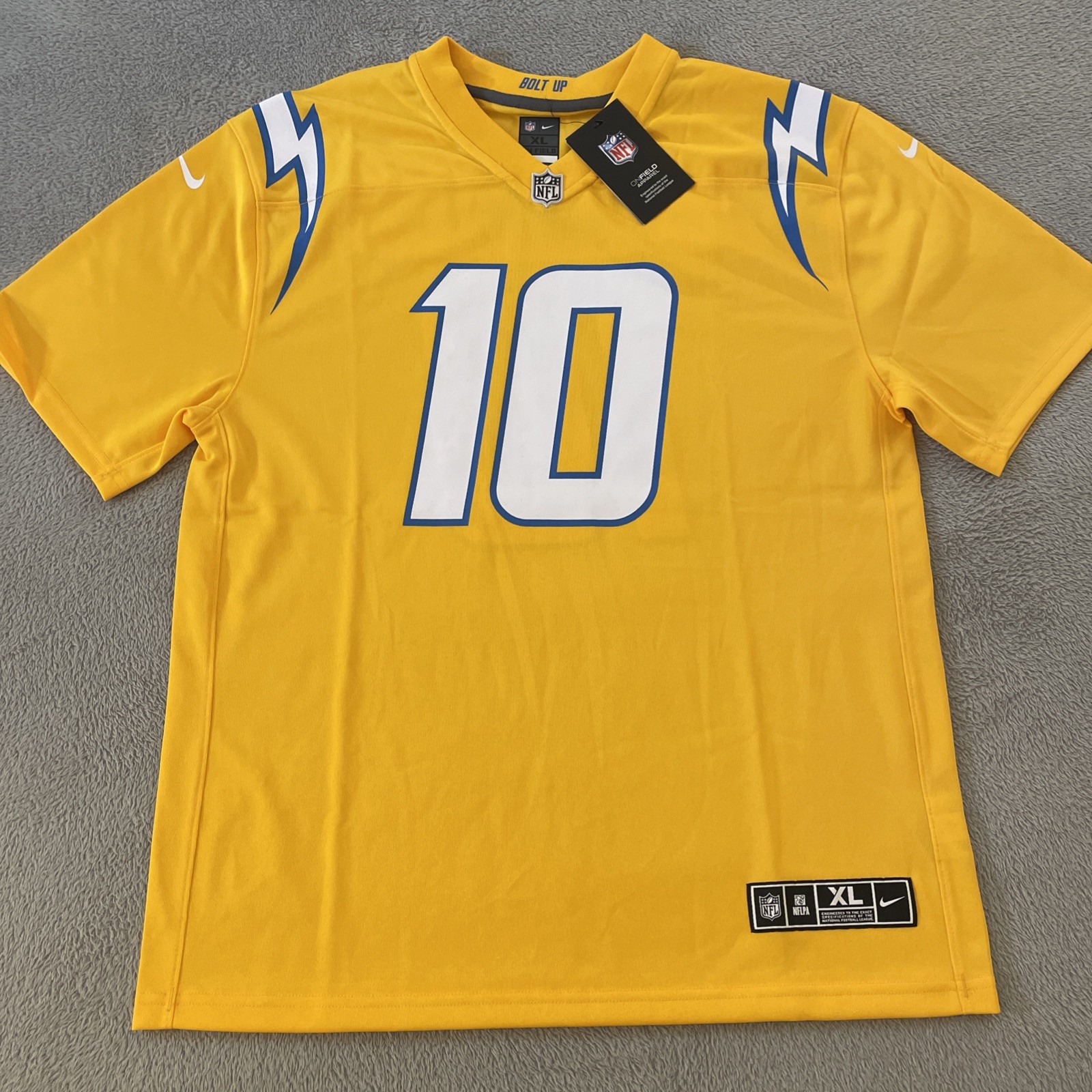 NEW Nike NFL Los Angeles Chargers Justin Herbert #10 Jersey Youth XL Fits Mens S