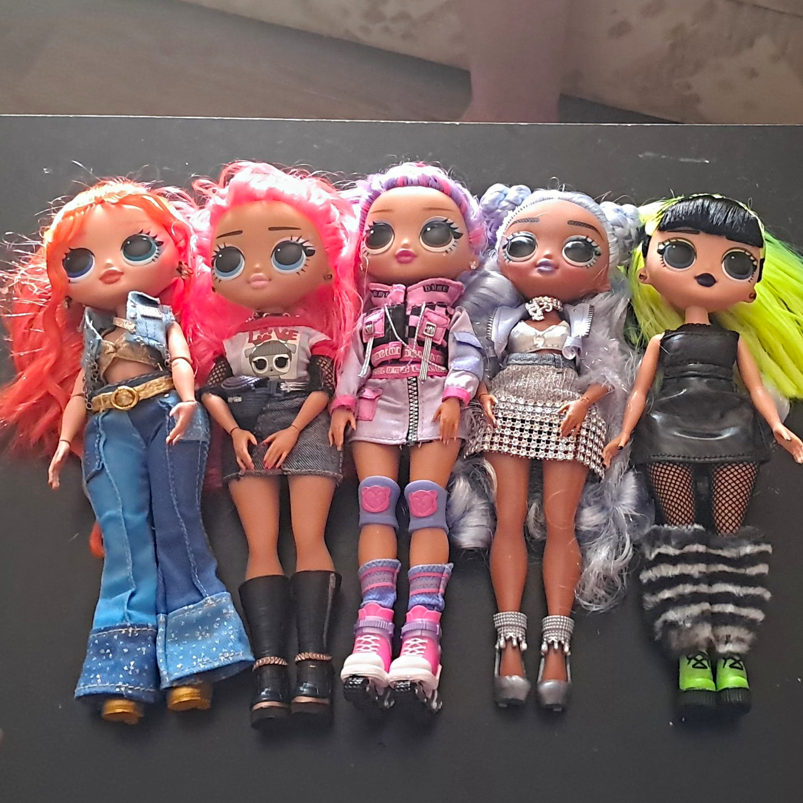 L.O.L. Surprise Lot of 5, 10\