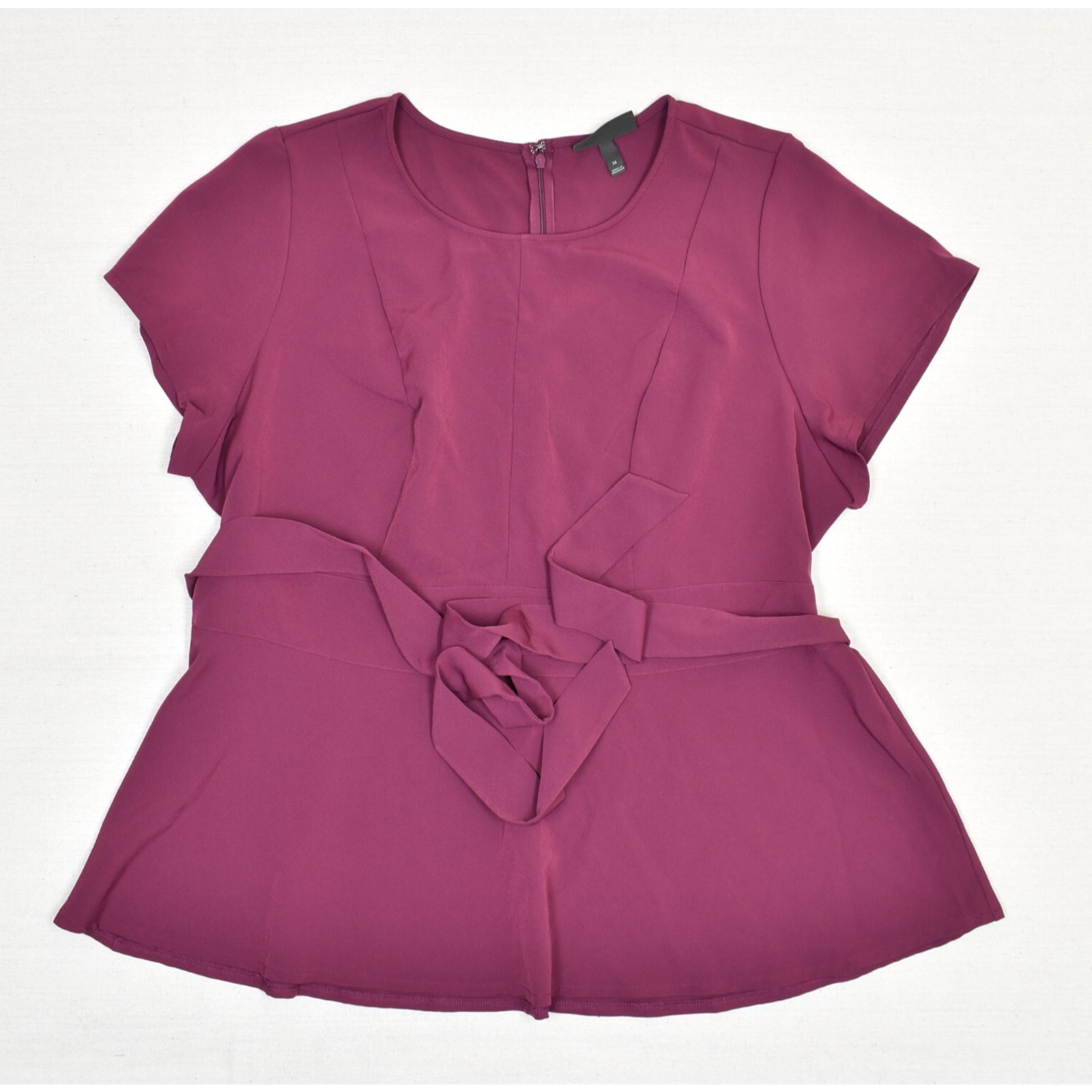 Lane Bryant Women\'s Blouse Crew Neck Belted Solid Polyester Red Plus Size 24