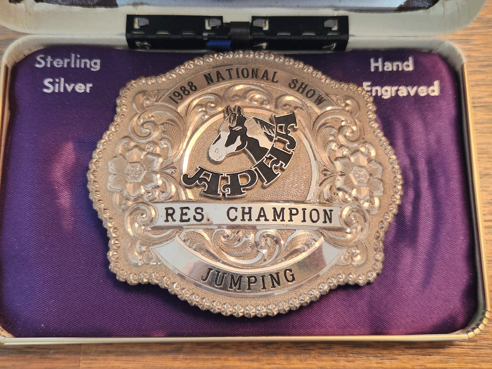VINTAGE 1988 GIST STERLING OVERLAY CHAMPION TROPHY BELT BUCKLE VINTAGE 1988 GIST STERLING OVERLAY CHAMPION TROPHY BELT BUCKLE