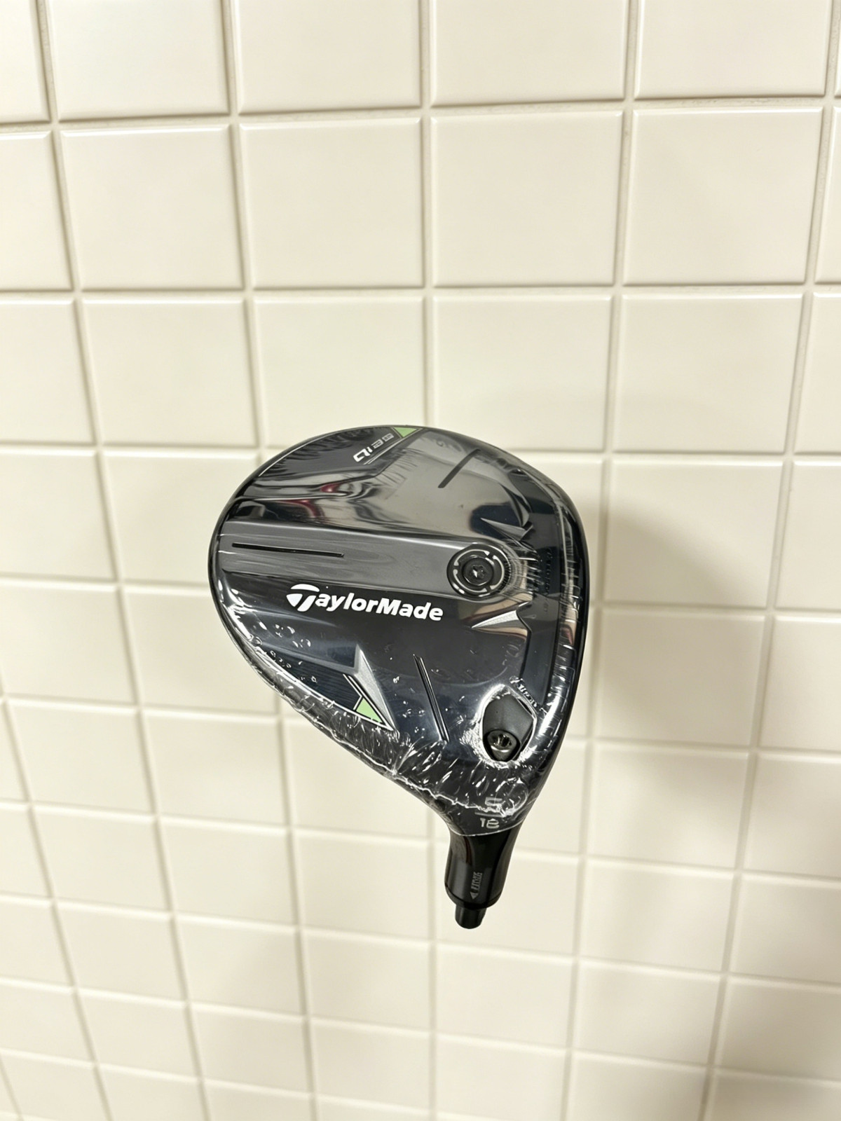 Taylormade Qi35 MAX 5 W 18° Head Only Right Handed --Free Head Cover Taylormade Qi35 MAX 5 W 18° Head Only Right Handed --Free Head Cover