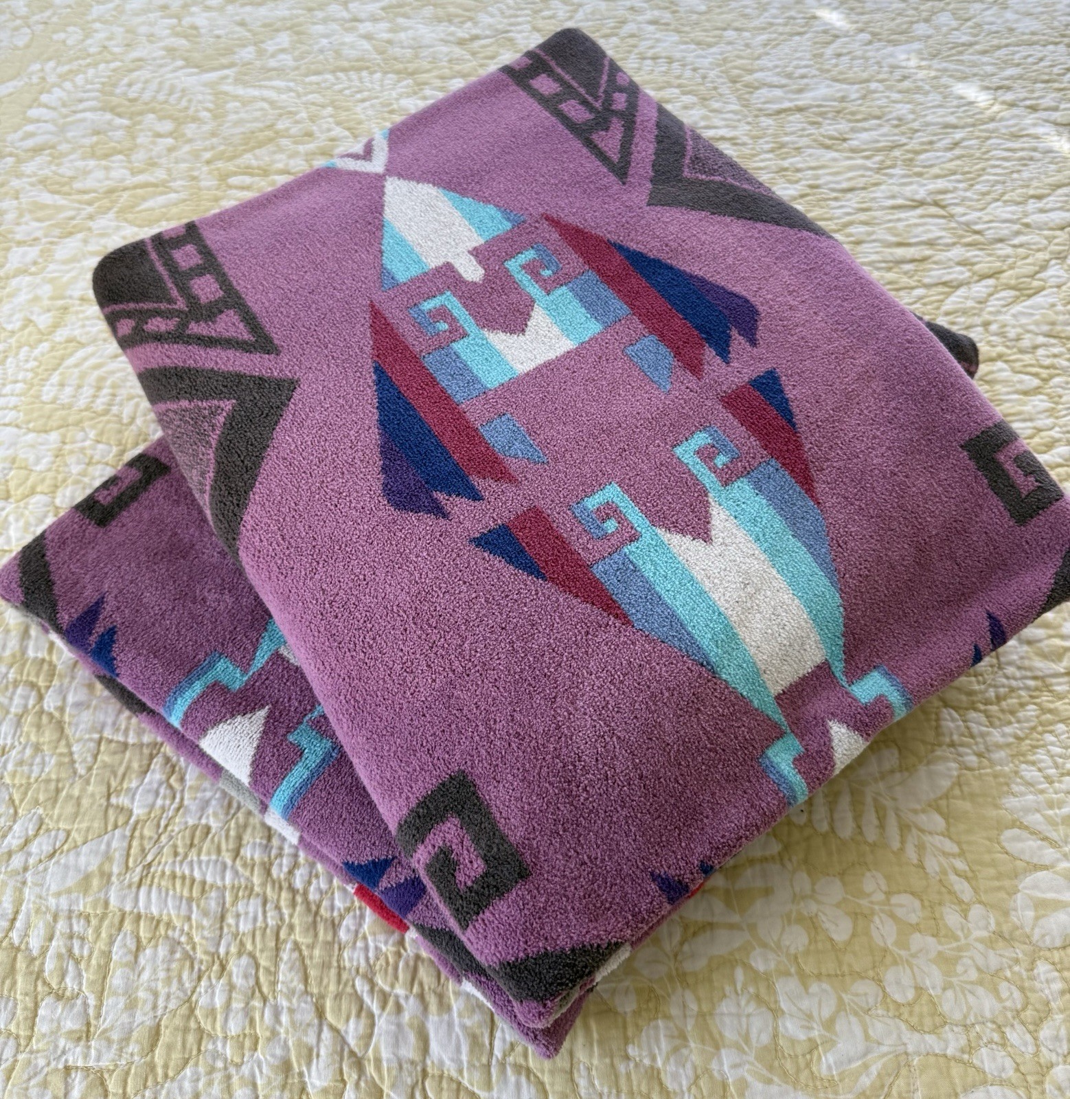 2 Pendleton Oversized Terry Purple Hills Spa Bath Towels 65”x37”, Pre Owned.