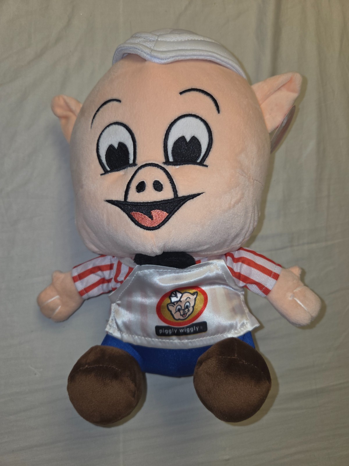 Piggly Wiggly Plush Classic Mr Pig In Apron Stuffed Toy Grocery Store hat