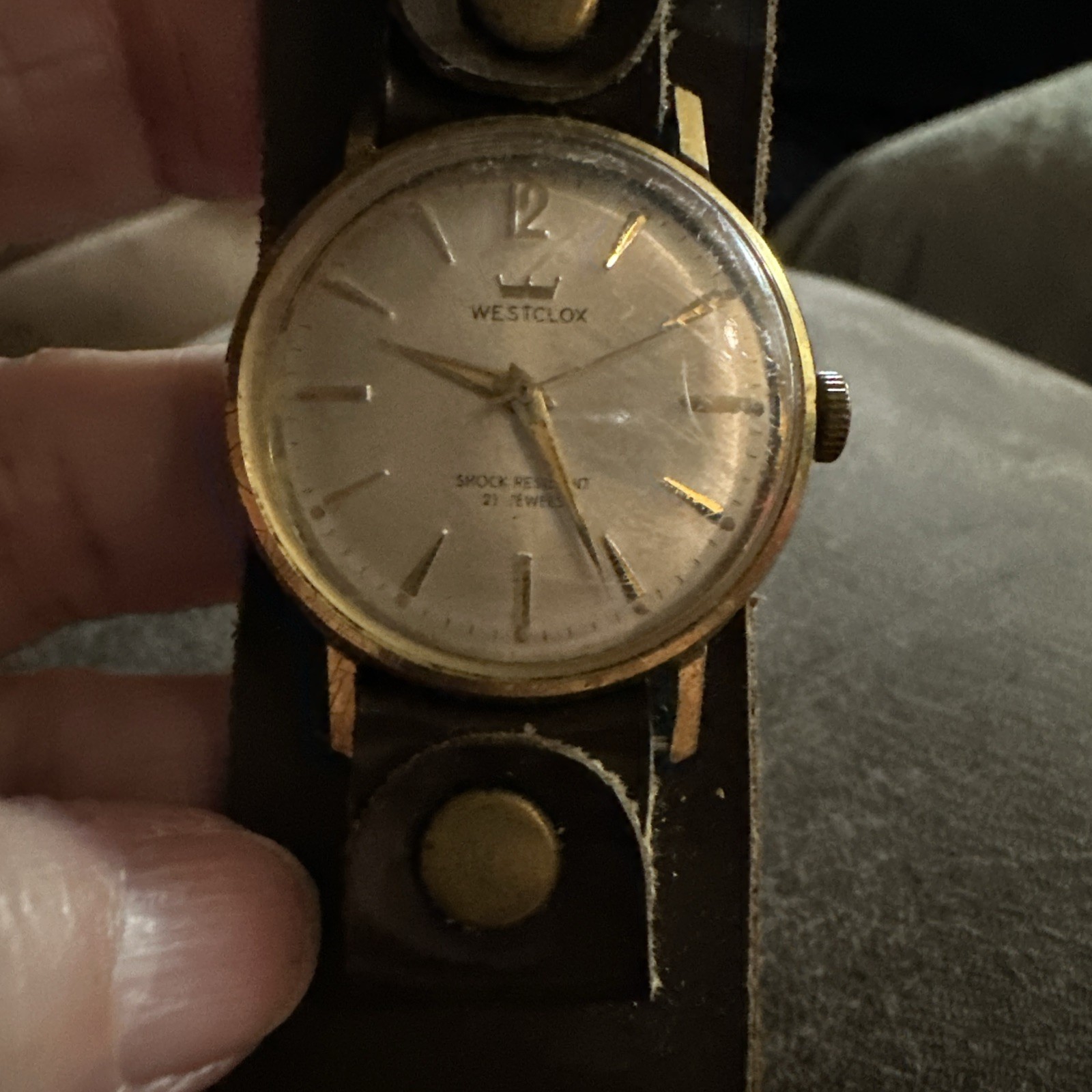 Vintage Westclox Crown 21 Jewels 1960s Watch Shock Resistant RUNS Vintage Westclox Crown 21 Jewels 1960s Watch Shock Resistant RUNS