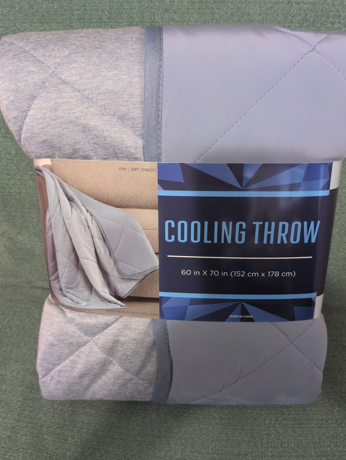 NEW Costco Allied Home Cooling Throw Blanket 60\ NEW Costco Allied Home Cooling Throw Blanket 60\