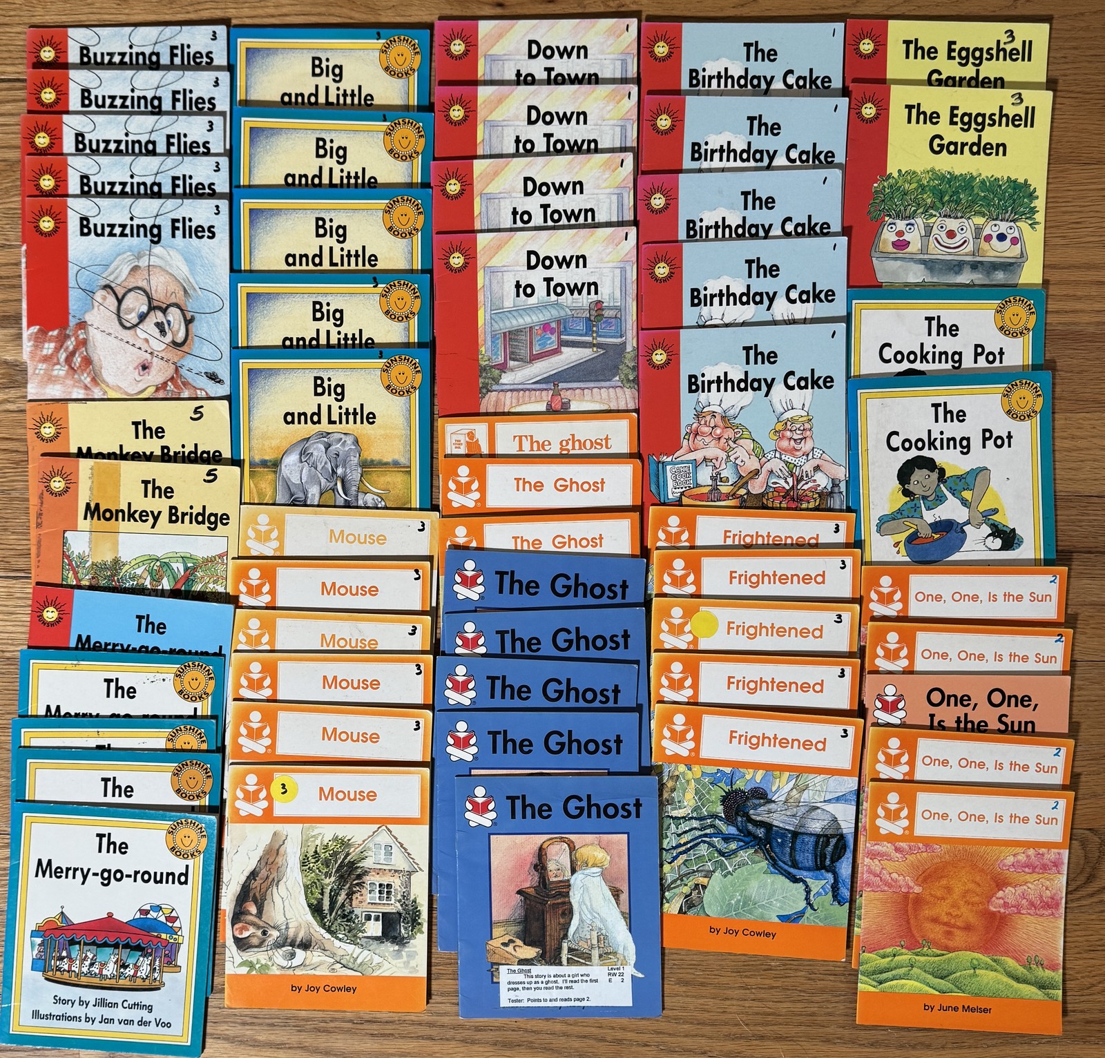 Lot 193 Sunshine StoryBox Readers Most Joy Cowley Guided REading Set