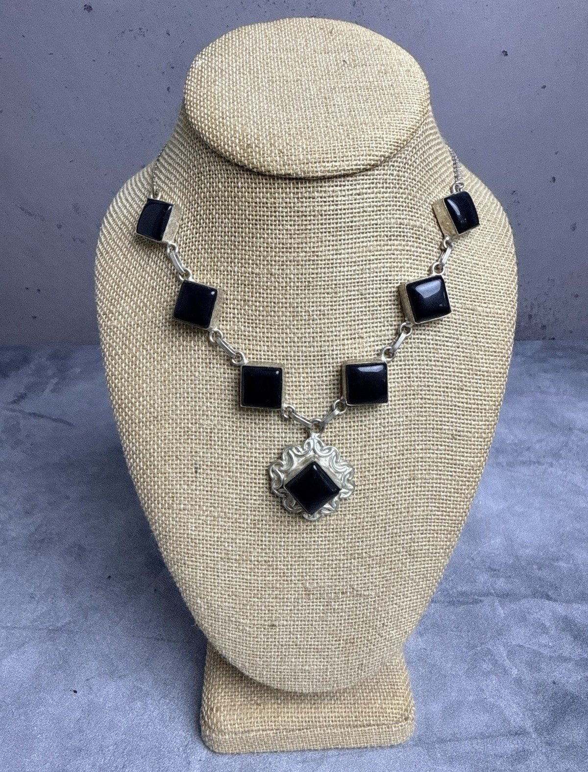 Vintage Black Onyx & Silver Tone Statement Necklace Pendant Jewelry
