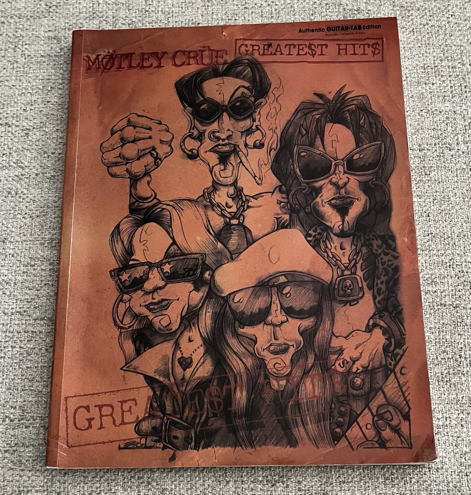 MOTLEY CRUE GREATEST HITS Authentic Guitar Tab Book MOTLEY CRUE GREATEST HITS Authentic Guitar Tab Book