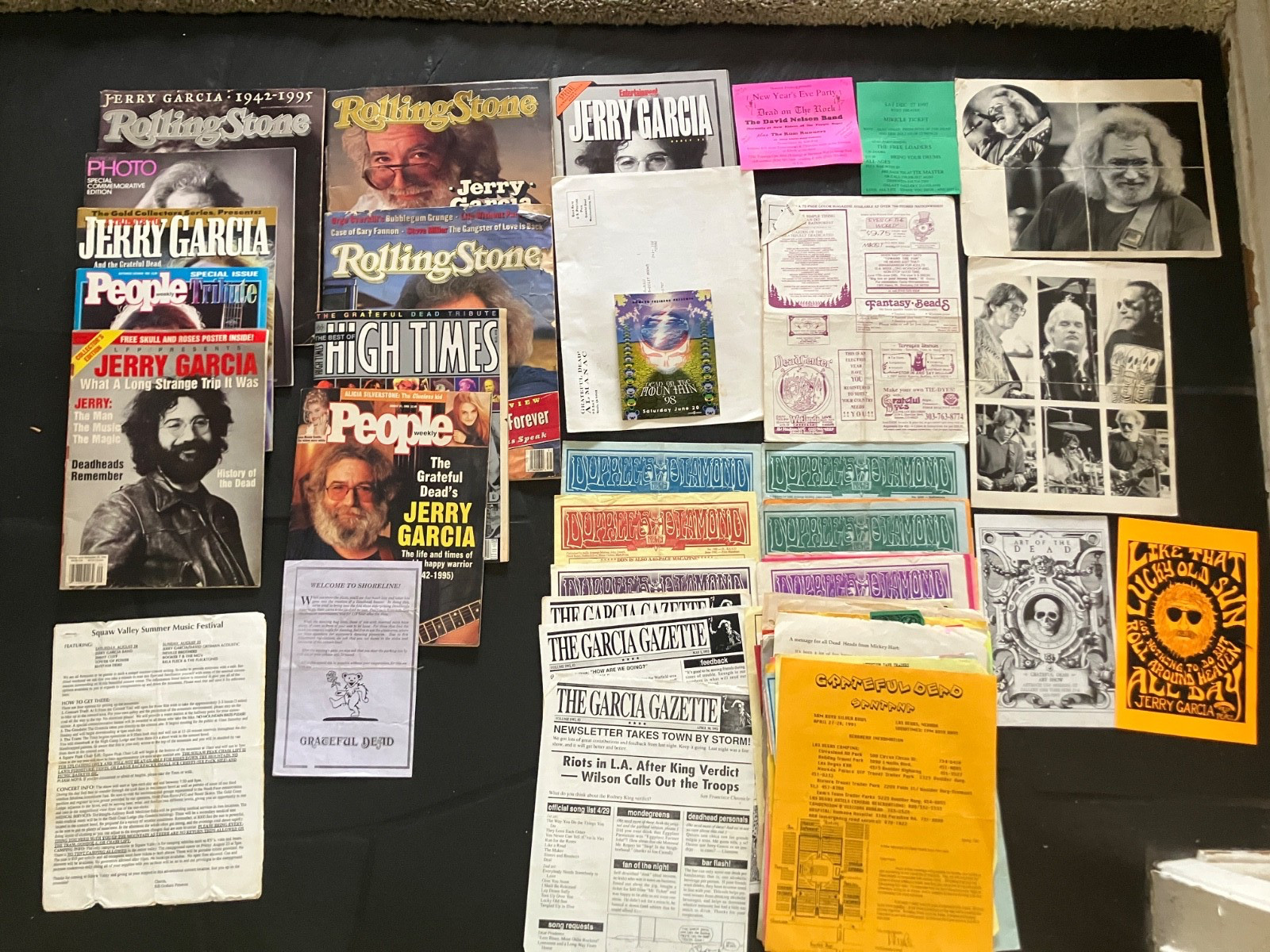 Vintage Grateful Dead Jerry Garcia Memobilla Flyers Misc. Lot