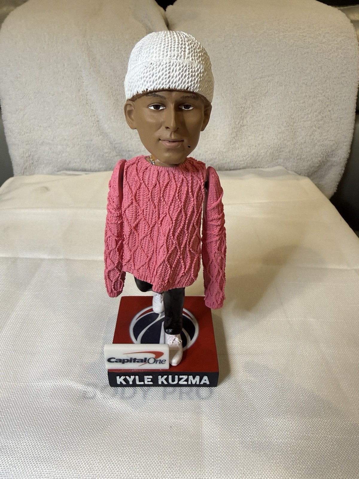 2022 Kyle Kuzma Pink Sweater Bobblehead Washington Wizards Capital One - no box