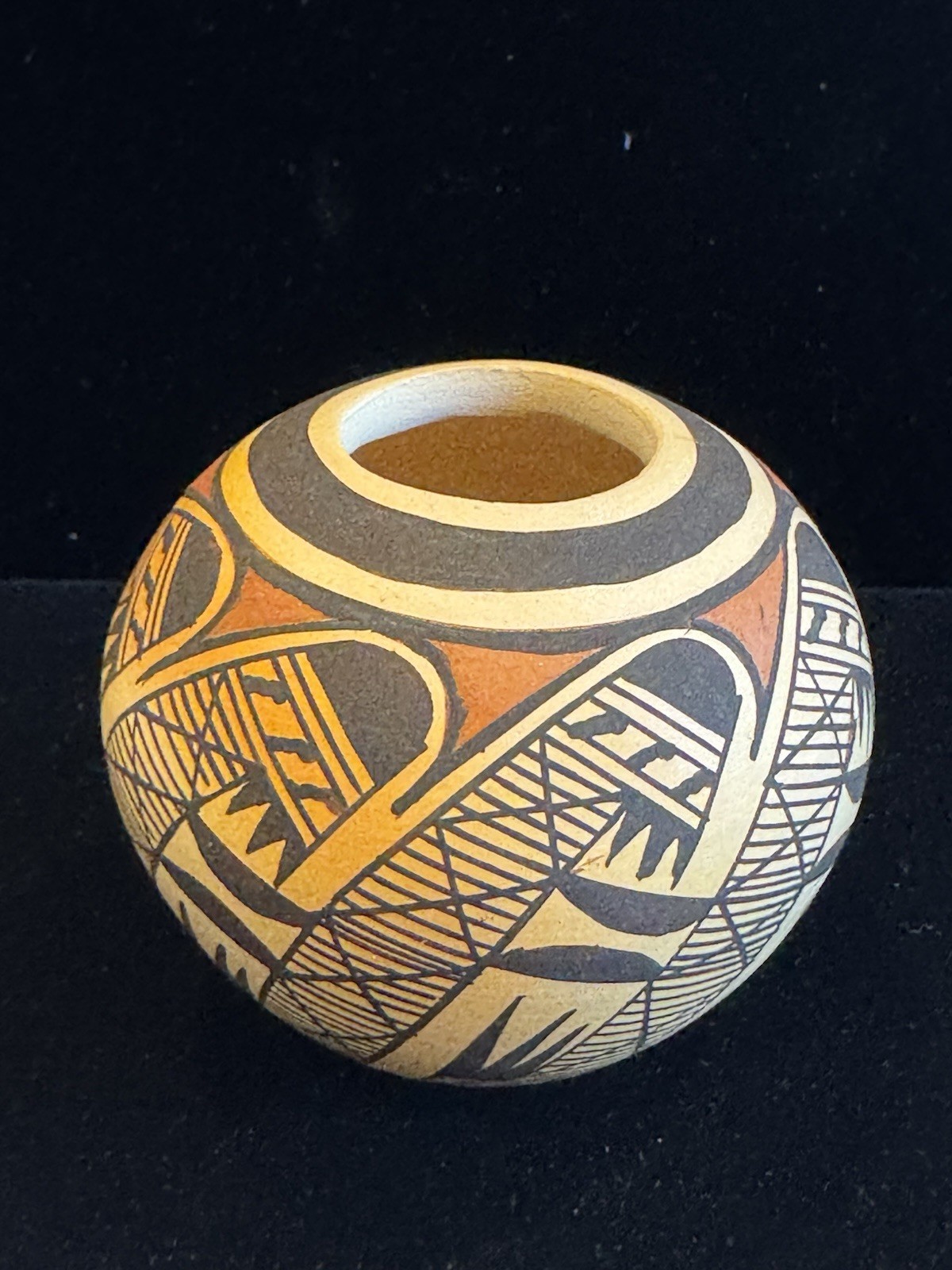 Vintage Miriam Nampeyo HOPI Pottery Seed Pot Sikyatki Revival Migration Pattern