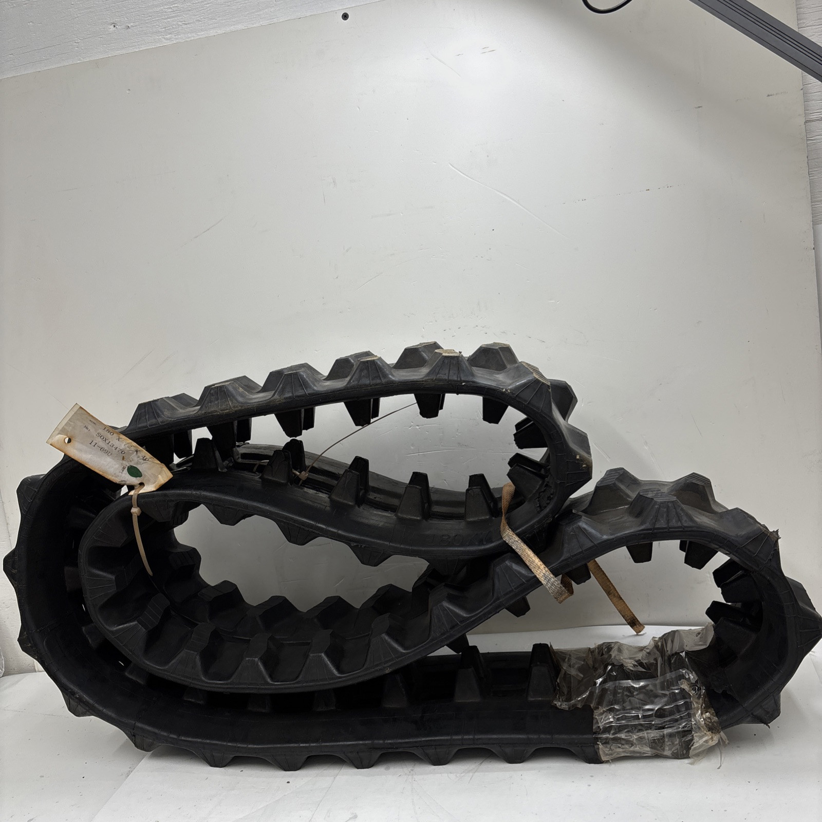 Rubber Track 180x72x40 SOX13470 11-69u