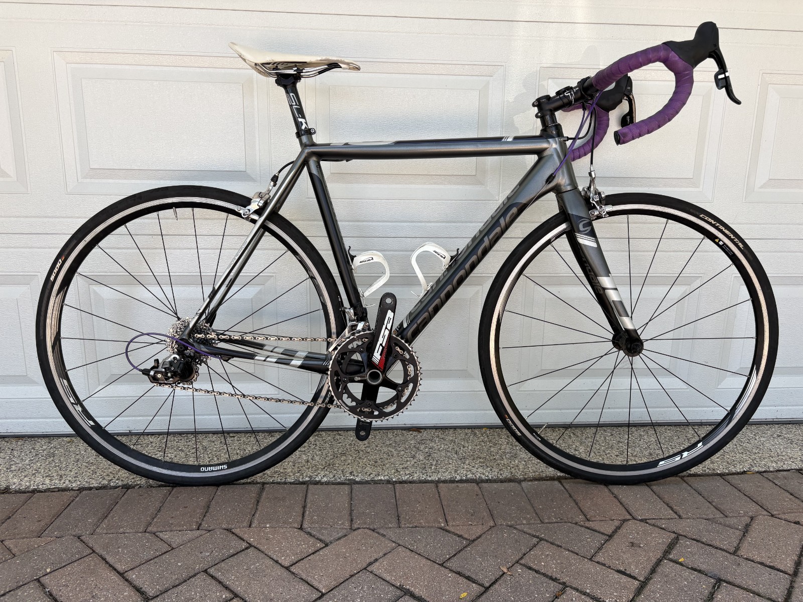 Cannondale CAAD 10 road bike 54cm - 2014